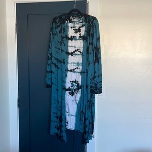 Matching set skirt and over cardigan